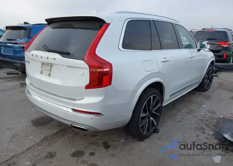 2021 Volvo Xc90 Recharge Plug-In Hybrid T8 Inscription Expression 7 Passenger from USA, damaged, VIN YV4BR0CK0M1717099